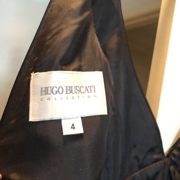 Hugo Buscati collection gown - Picture 4 of 5